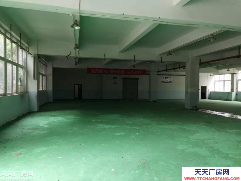 低價(jià)出租江北港城工業(yè)園廠房倉庫