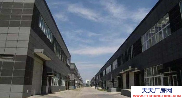 重慶高速路出口?標準廠房?空高8米?可進大車