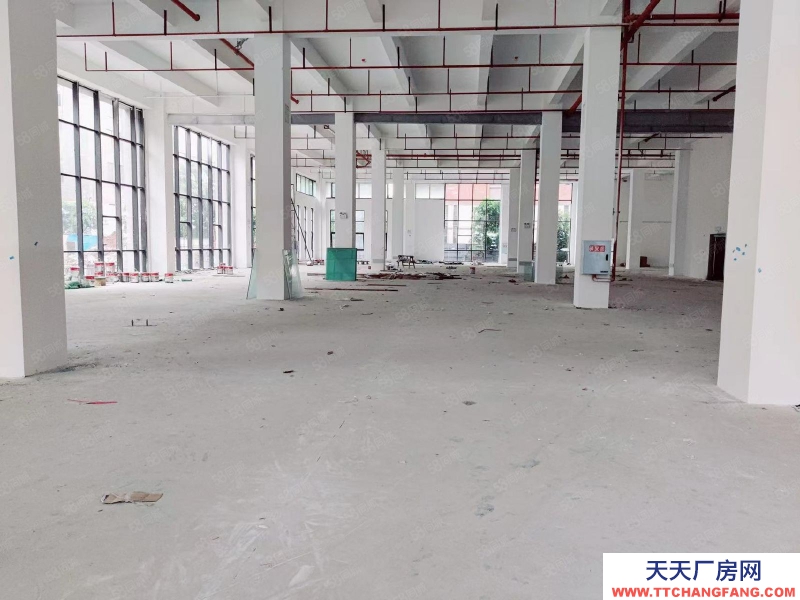 (出租) 高新區(qū)！高新區(qū)！！靠近貴陽市繞城旁，工業(yè)氛圍濃厚，周邊配套齊