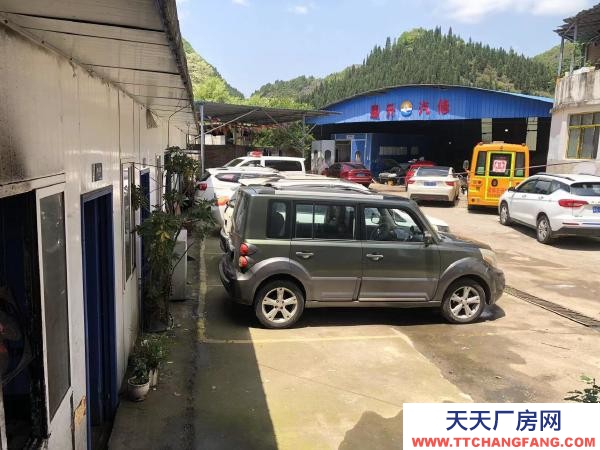 (出租) 臨近高速路，直通大道，汽修汽配一條街，超大空地