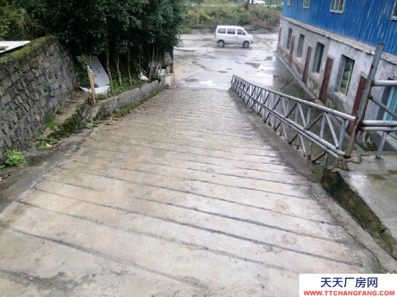匯川周邊 河溪小學(xué)旁柳江大道路邊 廠房 1000平米