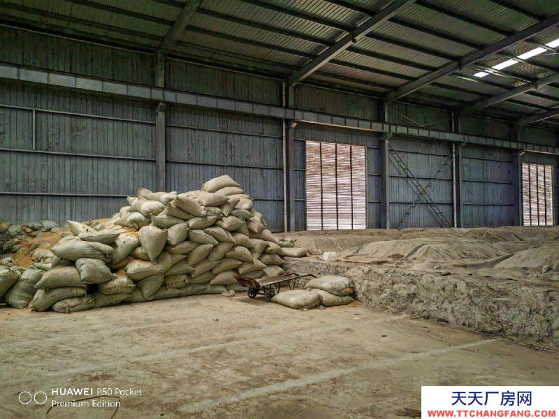 (出租) 廠房位于桐梓縣寬闊鎮(zhèn)鎮(zhèn),標(biāo)準(zhǔn)型酒廠,設(shè)施設(shè)備齊全