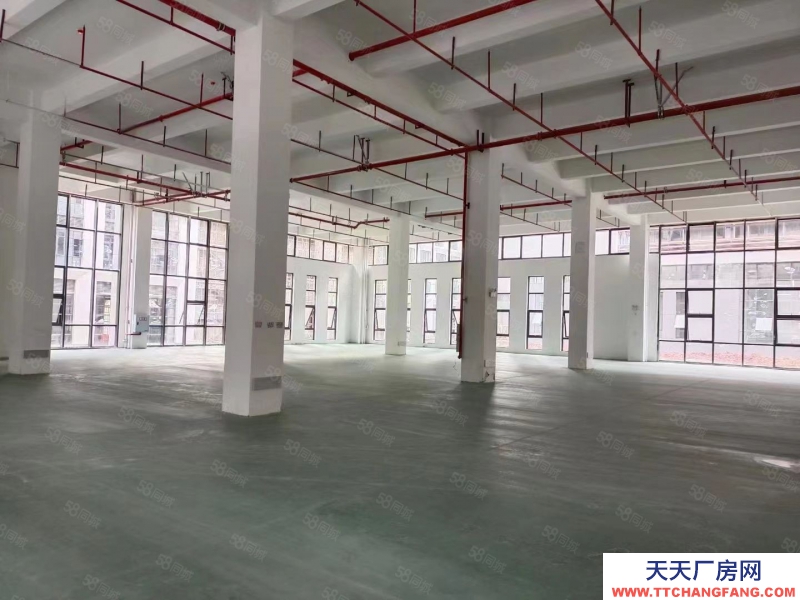 (出售) 貴陽標(biāo)準(zhǔn)廠房1200平米出售 贈送露臺