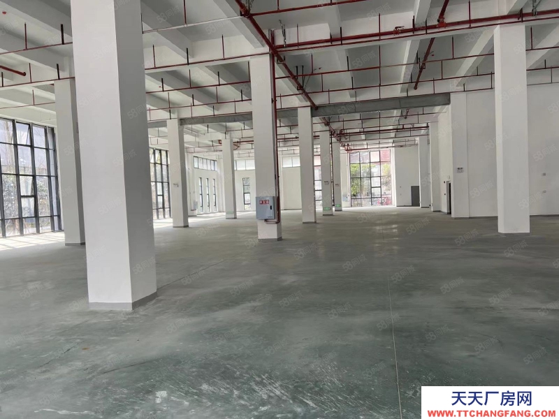 (出售) 貴陽標(biāo)準(zhǔn)廠房1200平米出售 贈送露臺