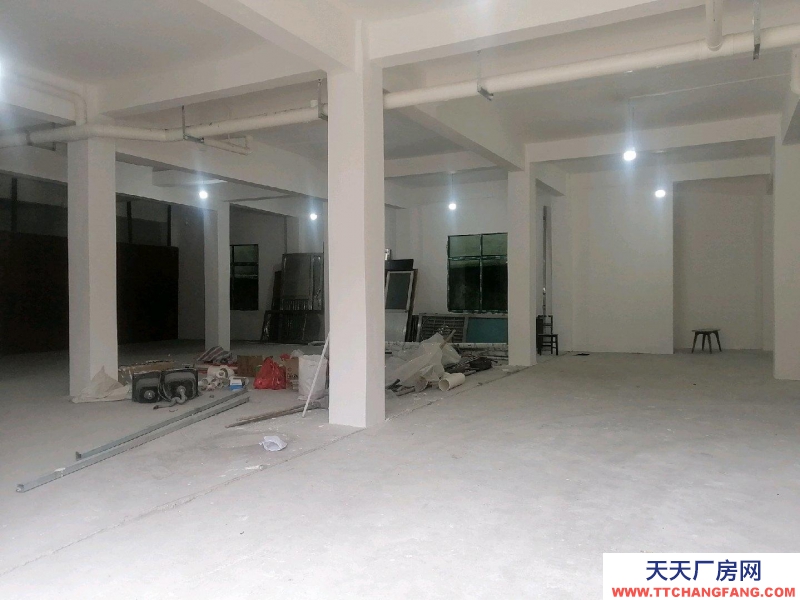 (出租) 400平的倉庫，交通方便