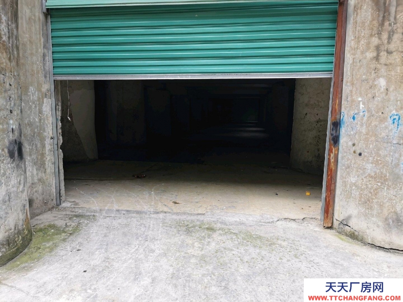 遵義匯川層高4m,交通方便,水電齊全。