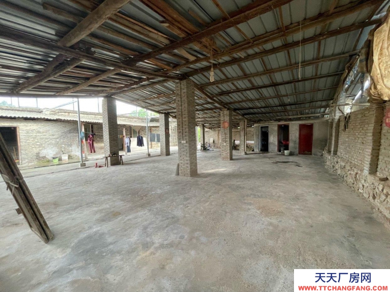 (出租) 自建廠房、有動(dòng)力電。提供一間房屋