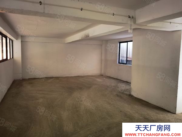 (出租) 金關(guān)鋼材市場(chǎng)數(shù)博大道旁3000平方自有倉(cāng)庫(kù)廠房出租