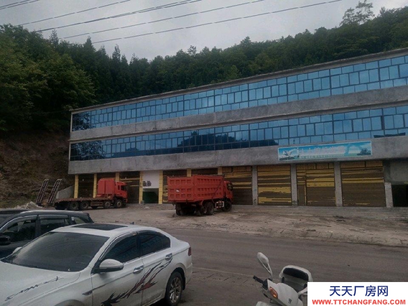 (出租) 有900平米，二樓和三樓都是一樣的，