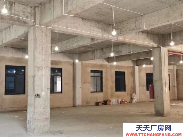 觀山湖區(qū)電商產(chǎn)業(yè)園廠房庫(kù)房