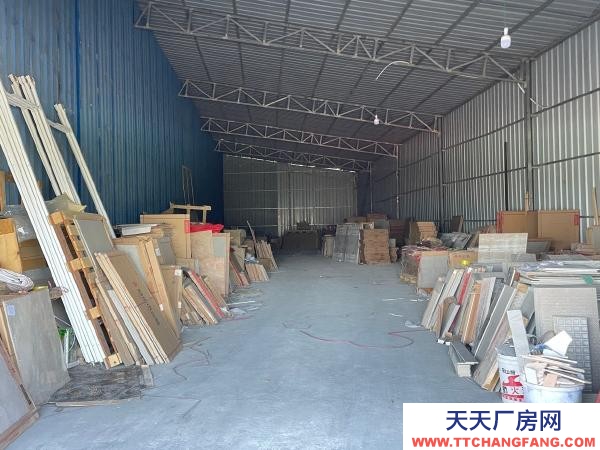 (出租) 300平方庫(kù)房,可進(jìn)貨車(chē),路邊門(mén)面