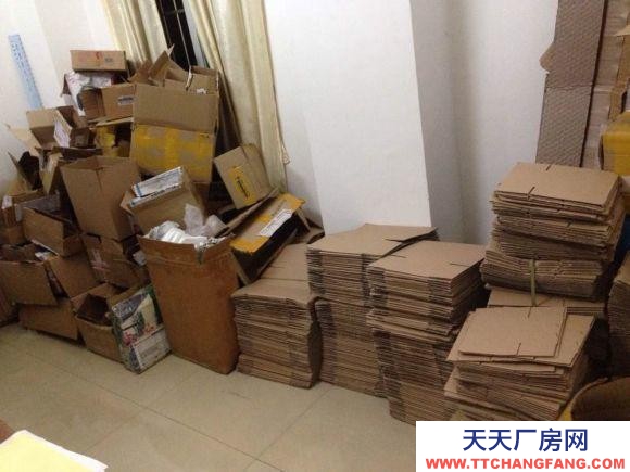 (出租) 會展中心倉庫出租,可以具體聯系我看,還好還好