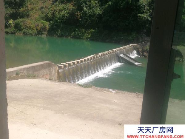 (出租) 農村門口還帶有400平菜地