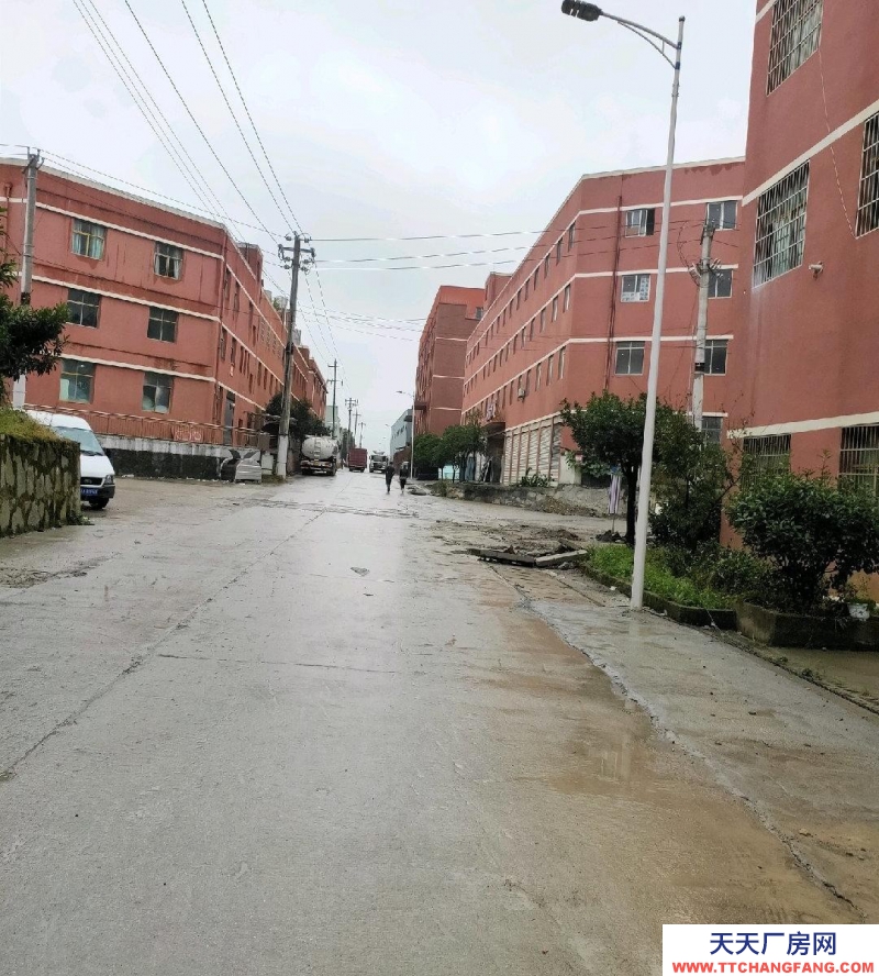 (出租) 貴陽雙龍空港工業(yè)園區(qū) 廠房倉庫 可生產(chǎn)使用