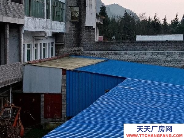 (出售) 住房地址！鎮(zhèn)寧縣大山哨沙戈鋪路口！