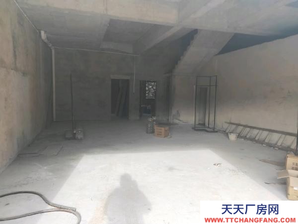 (出租) 畢節織金位于板旺廖家灣，，一樓可以做倉庫，離上億市場很近。