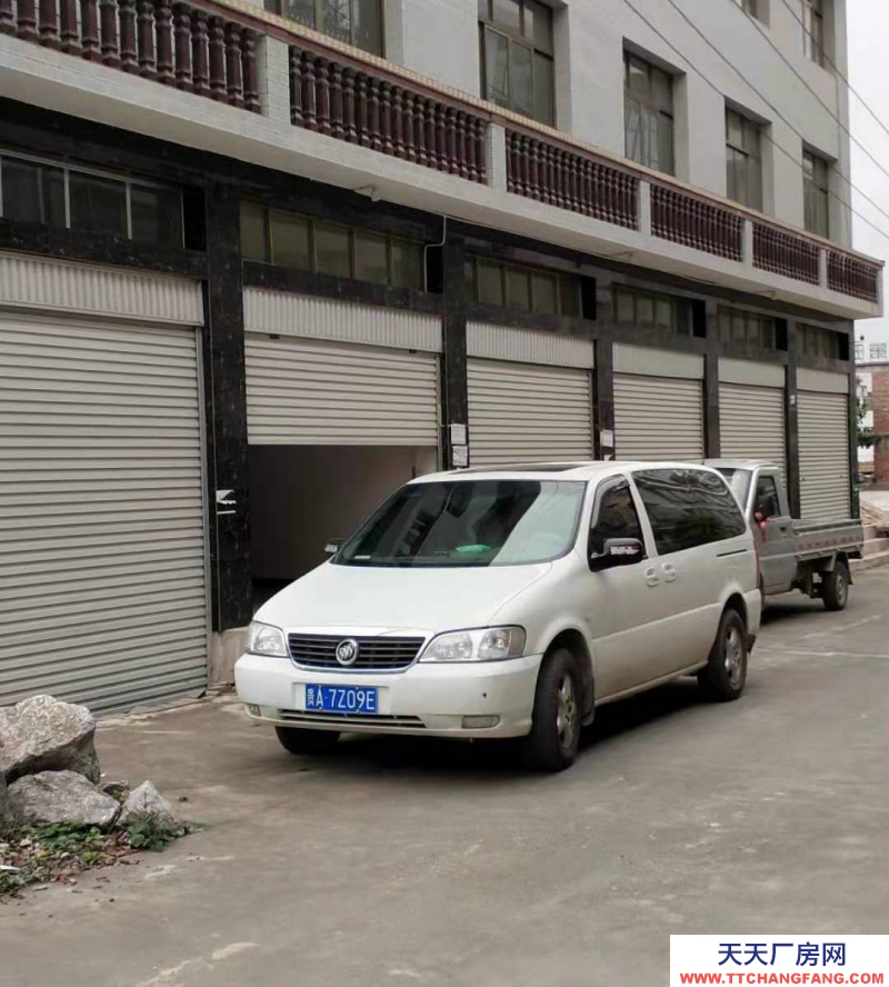 2000元250平方左右大倉庫用處很大，希望實地看房