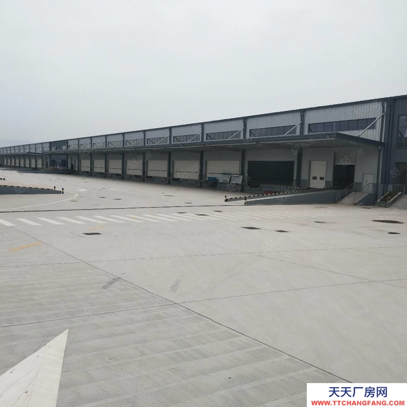 重慶江北渝北丙二類庫房80000平方可分租緊鄰果園港