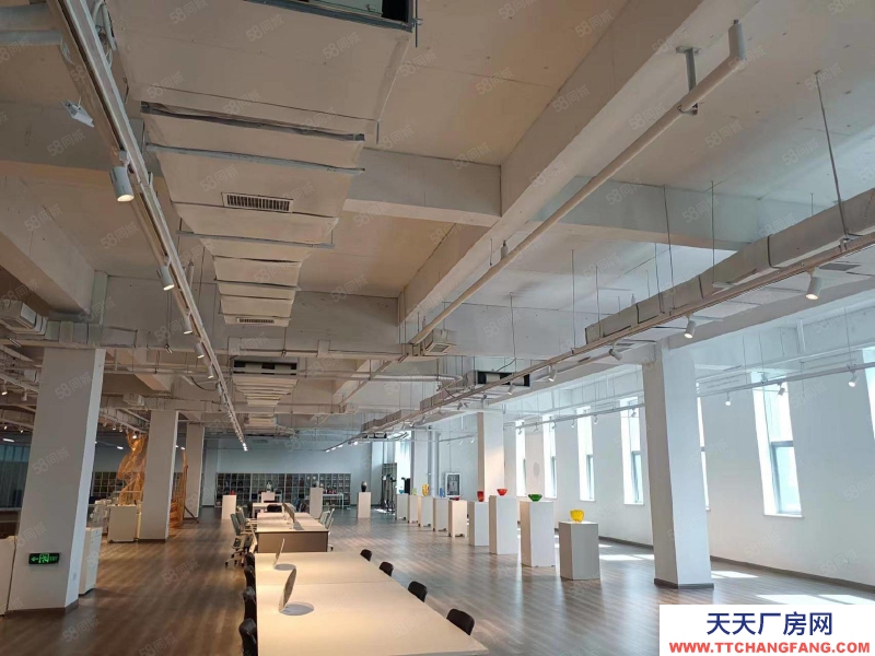 濟南歷城經十東路沿街商業樓可做形象300平起租