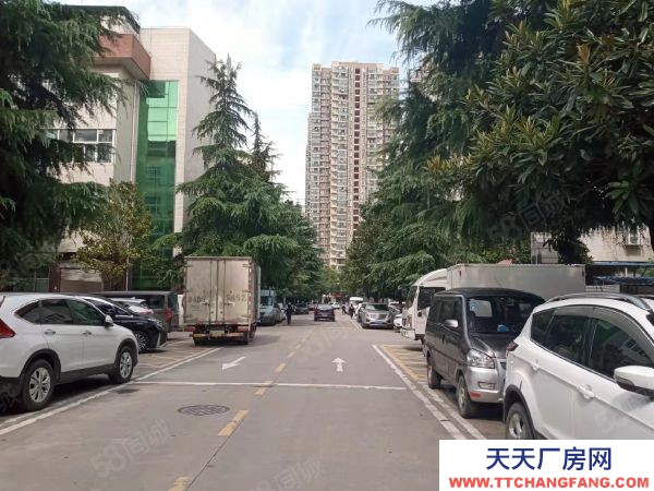 武漢江岸(出租) （精選）業主直租，江岸永紅工業園標準廠房，配套齊全，交通便利