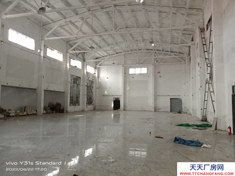 濟南歷城 鳳凰路大院廠房1600平招租帶辦公室