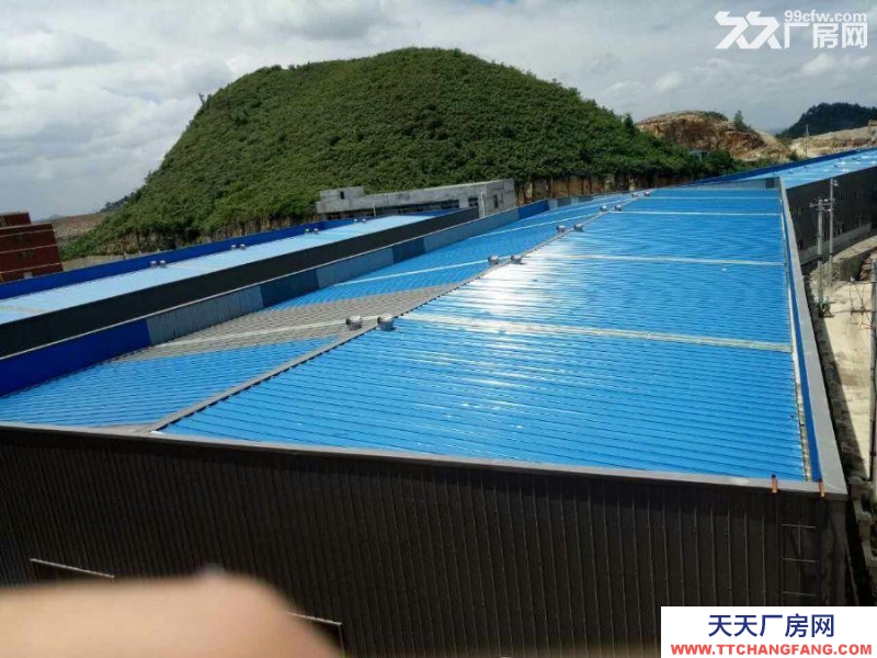 黔南龍里園區標準廠房出租，交通便利！配套完善！