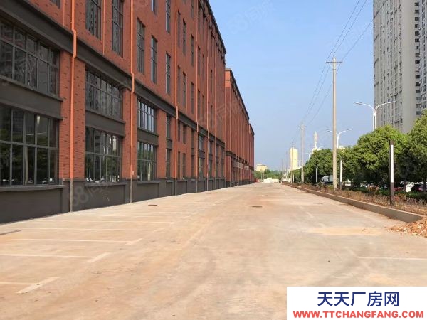 武漢江岸(出售) 首層7.8m花園式廠房,即買即駐,企業(yè)專屬三噸電梯