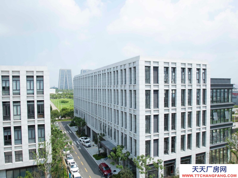 (出售) 準現樓！離鴉崗25分鐘終車程國有五十年紅本