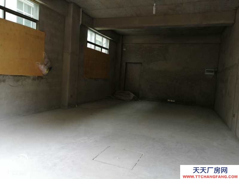 黔南龍里(出租) 龍里水鄉廠庫庫房離夏蓉高速收費站800米