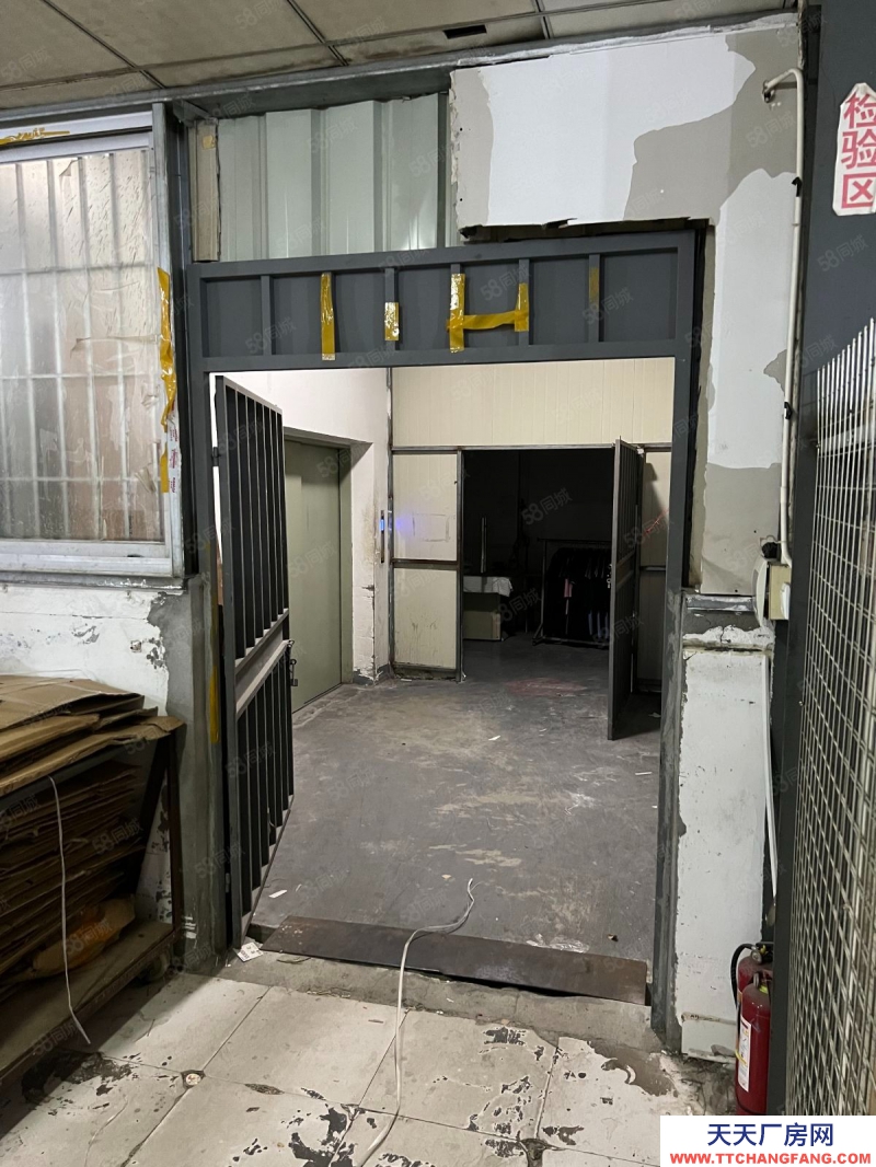 (出租) 福州倉(cāng)山萬(wàn)達(dá)奧體附近產(chǎn)業(yè)園三層倉(cāng)庫(kù) 1400平 層高4米可分割