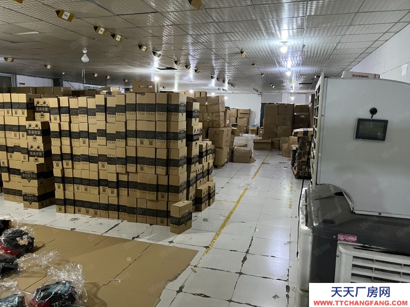 (出租) 福州倉山萬達奧體附近產業園三層倉庫 1400平 層高4米可分割