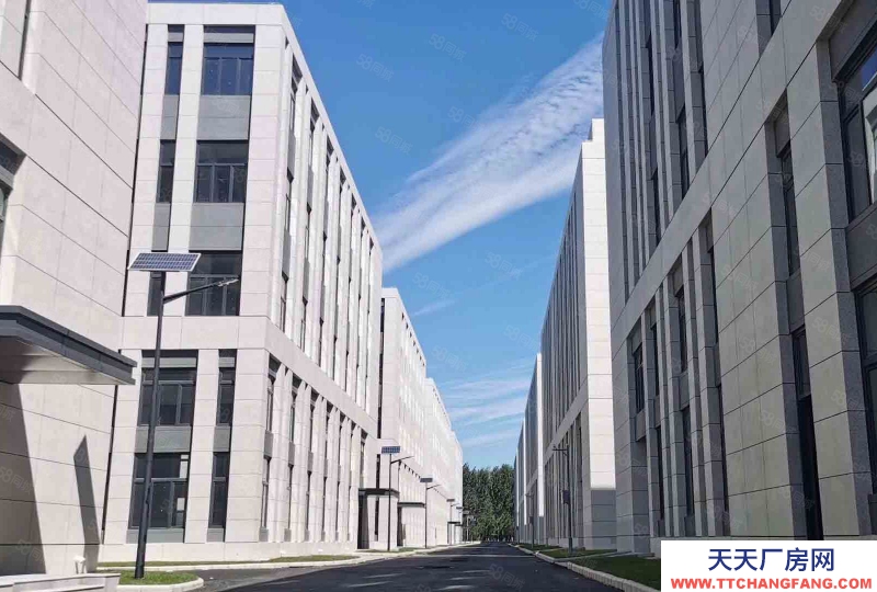 (出售) 荔灣廣鋼新城全新40年紅本廠房,5噸貨梯可進行車,生產辦公研發(fā)可