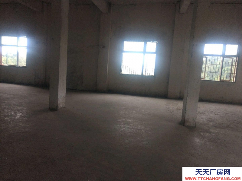 重慶北碚倉(cāng)庫(kù)出租，交通樞紐、免費(fèi)贈(zèng)大空地