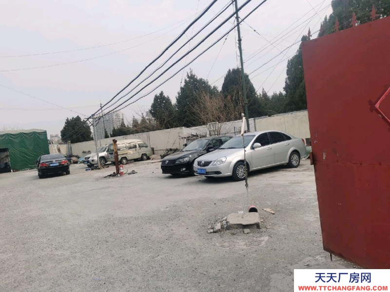 濟南歷下院子很大，進車很方便