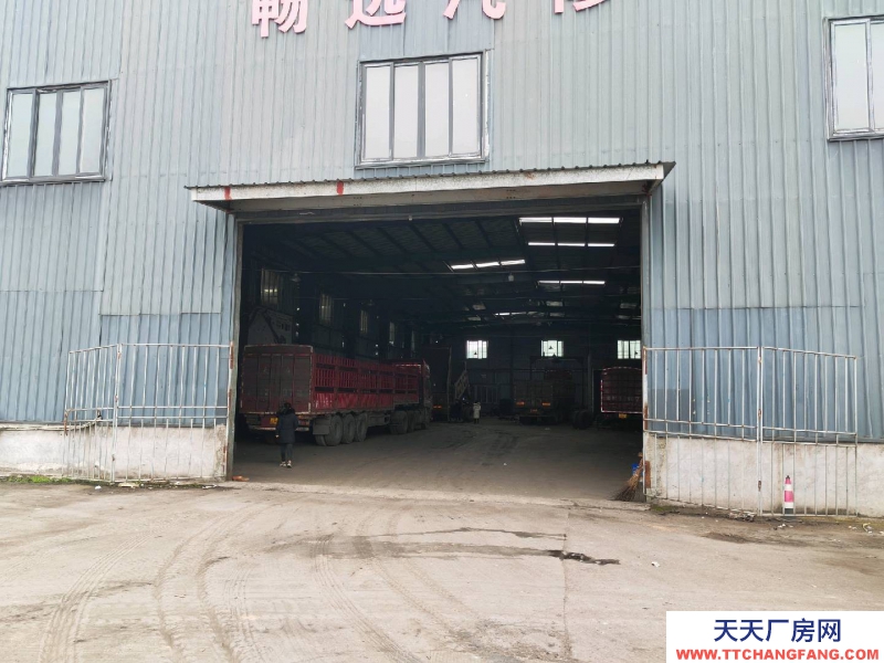 重慶萬(wàn)州標(biāo)準(zhǔn)廠房高9米，大車(chē)出入方便300—800m方