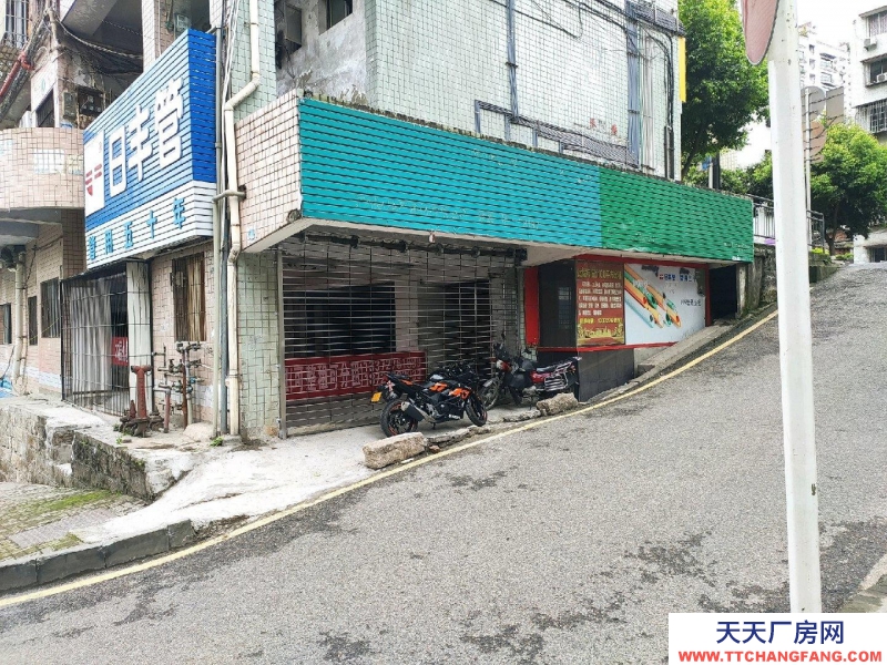 重慶萬州沙龍路區(qū)法院旁庫房1100平招租