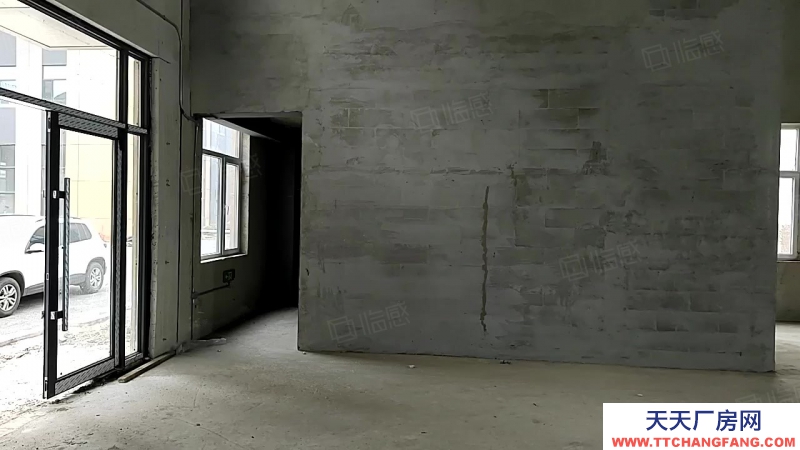 (出售) 沈遼路主干道旁 660平 首層舉架8米，贈(zèng)送屋頂全景露臺(tái)