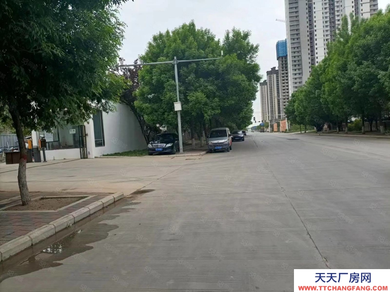 石家莊裕華區 珠江大道與黃山交口南行臨街庫房出租