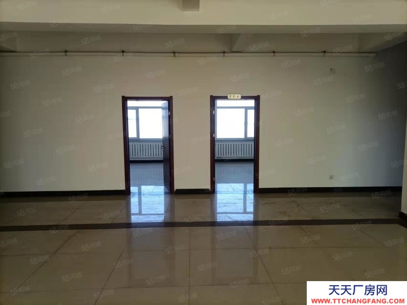 (出售) 吉售罕見好廠房裝修新，獨門大院26畝地面積，單價2000多