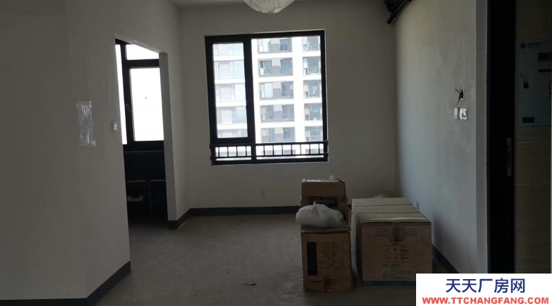 石家莊 裕華 毛坯房，白墻，洋灰地面，有中央空調(diào)，