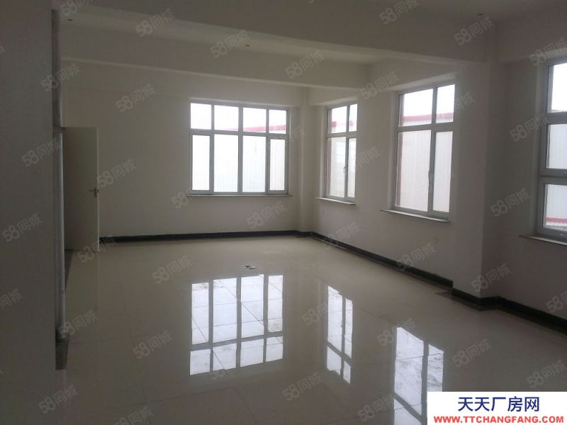 鐵西 萬(wàn)平倉(cāng)庫(kù)廠房場(chǎng)地寫(xiě)字間辦公樓出租中!可分割!可注冊(cè)!