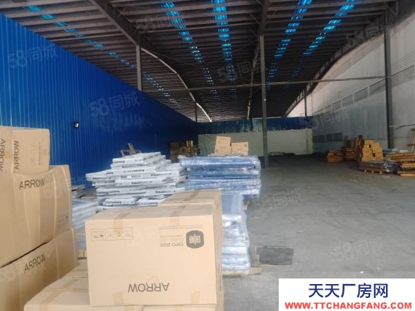 南京市江寧區濱江1200平倉庫600平起租 層高8米 可進大車 場地大