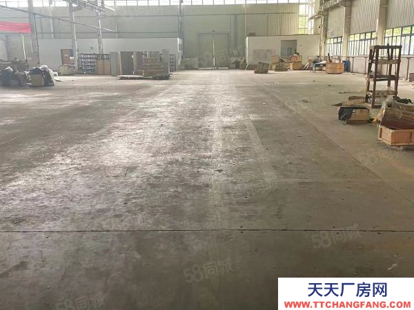 南京市浦口區竹山南路 單層機械廠房層高12米 可分租1300起