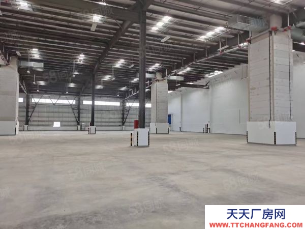 南京市 浦口浦泗路星火地鐵口丙二月臺庫10000平 可分租 場地超大