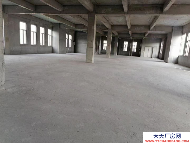 濟南西寫字間2799元平起。可做輕加工,倉儲,手續齊全新房