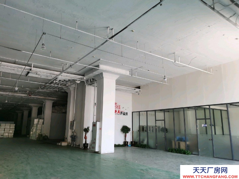 重慶江津場地面積共1000平方，其中包含冷庫面積350平方！