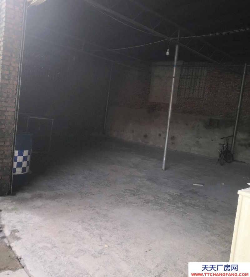 重慶銅梁可以廠房，也可以庫房，出租。