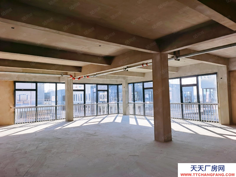 (出售) 于洪舉架6米一手廠房140萬 園區其他配套齊全