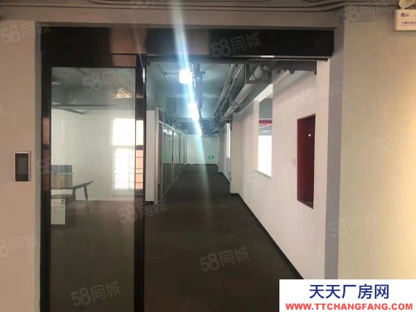 南京市 棲霞新港開發(fā)區(qū)獨(dú)棟廠房工業(yè)用地兩證齊全層高8米