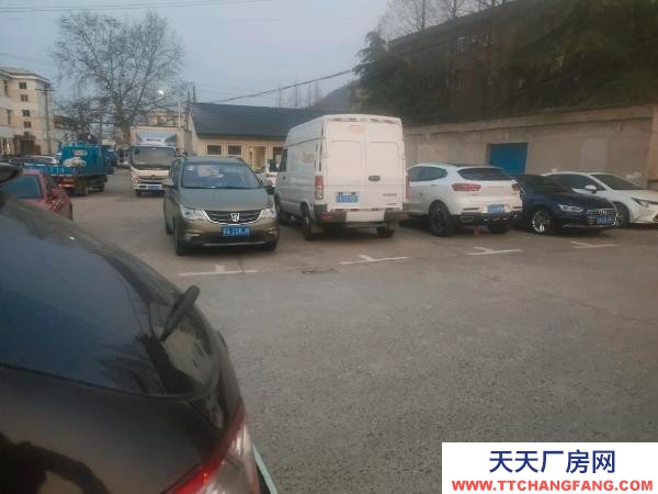 南京市棲霞區龍潭老街急租！庫房廠地。